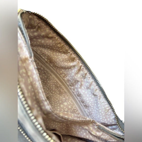 SOLD- VR NYC Braided O-Ring Messenger Crossbody Bag - Light Gray - Picture 16 of 16